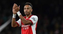 Pierre-Emerick Aubameyang, firmó con el Barcelona de España.