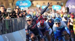El belga Tim Merlier ganó el martes la segunda etapa de la carrera italiana Tirreno-Adriático