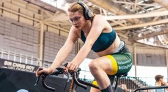 La ciclista transexual británica Emily Bridges no fue autorizada para correr este fin de semana por la federación inglesa.