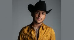 Christian Nodal se llevara el reconocimiento a "Evolución Extraordinaria"