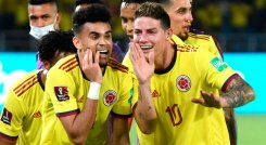 Luis Díaz y James Rodríguez celebran la victoria 3-0 de Colombia ante Bolviia. 