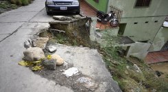 Calle 2 del barrio Los Alpes en Cúcuta./Foto: Jorge Iván Gutiérrez./La Opinión.