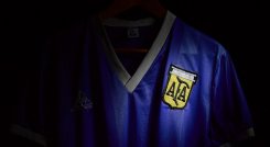 La camiseta está en perfectas condiciones, pese al paso de los años