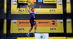  Lampaert primero en la etapa, Pogacar primero entre los favoritos al Tour./Foto: AFP