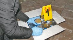 Encuentran cocaína en latas de atún