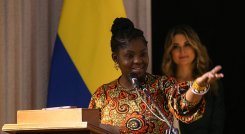 ¿Astrólogas o astrónomas? El lapsus que le costó caro a la vicepresidenta./Foto: Colprensa