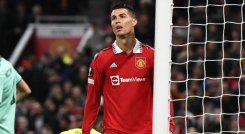 Cristiano Ronaldo no la pasa bien esta temporada con el Manchester United y podría dejar el club en el mercado de invierno. 