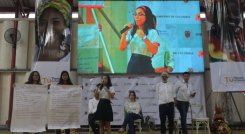 Los niños fueron protagonistas en la jornada de trabajo que lideró el Gobierno en Cúcuta para la construcción del Plan Nacional de Desarrollo.  / Foto cortesía para La Opinión