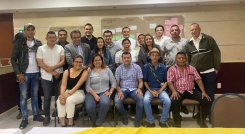 Delegados del Gobierno se reunieron con organizaciones campesinas para preparar la asamblea cocalera convocada por el presidente Petro./Foto cortesía