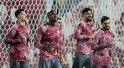 La selección local de Catar espera redimirse ante su afición en el duelo frente a Senegal.