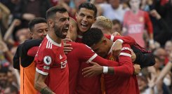El otrora glorioso Manchester United pasa por uno de los peores momentos de su historia deportiva en la Liga Premier.