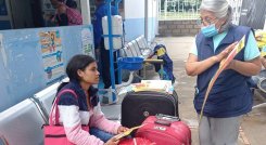 Llevan violentómetros y machistómetros a mujeres de frontera