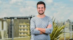 Alvaro Umaña, Gerente de Asuntos-Corporativos de la CCE