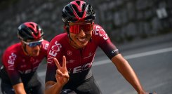 El pedalista cundinamarqués Egan Bernal se alista para su primera carrera de 2023.