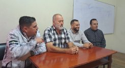 Alcaldes de los cuatro municipios afectados por la falta de recursos. Foto Anggy Polanco / La Opinión 