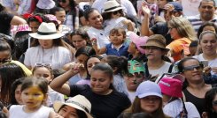 Con distintos actos artísticos y culturales culminan las fiestas de carnestolendas en el municipio de Ocaña. Con algunos desmanes primó los actos folclóricos para cambiar las costumbres entre los habitantes de la región.