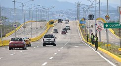 La reapertura vehicular impactará la legalidad empresarial, el pago del ICA y la generación de trabajo. / Foto Archivo