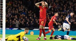La selección española de fútbol se vio sorprendida por Escocia.