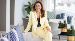 Flor Alba Nuñez autora del libro “Miami al alcance de todos”.