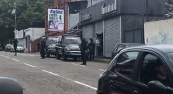 Local de ropa fue allanado el pasado viernes en San Cristóbal. Foto cortesía / La  Opinión 