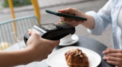 Pagos sin contacto y cajas de cobro inteligentes serán los favoritos de los consumidores este 2023