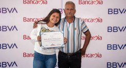 Doris Adriana Contreras y su papá Antonio María Contreras Uzcátegui. / Foto: Cortesía