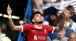 Luis Díaz fue importante, en el empate del Liverpool frente al Chelsea en la primera fecha de la Liga Premier.