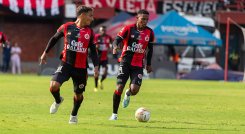 Lucas Ríos y José Estupiñán, jugadores del Cúcuta Deportivo. 