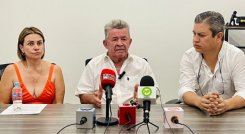 Los diputados Luis Alberto Otero y Ramón Cabrales anunciaron en rueda de prensa que no serán candidatos nuevamente a la Asamblea./Foto cortesía