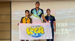 David Carrillo (centro)  obtuvo la medalla de oro en los 10K. Fredy Arévalo (a la izquierda) la de plata.