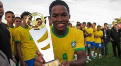 Endrick Felipe Moreira de Sousa, la estrella naciente de 17 años del Palmeiras, una de las sorpresas para enfrentar a Colombia.