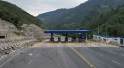 El peaje dispondrá de un carril especial en cada sentido de la vía para el cobro de la tarifa diferencial.  /Foto Cortesía / La Opinión 