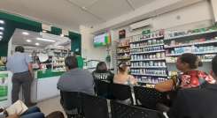 Usuarios de Sanitas en Cúcuta denuncian que, en lo corrido de este mes, ya han tenido que reclamar fórmulas médicas incompletas, pues al llegar a la droguería les informan que no están todos los medicamentos. /Foto: Archivo / La Opinión 
