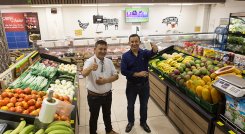 Wilmer y Wilman Tarazona, fundadores de los supermercados y el Grupo Empresarial Betel./ Foto Juan Pablo Cohen-La Opinión