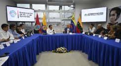 Encuentro de gobernadores de frontera en Tienditas./Foto La Opinión
