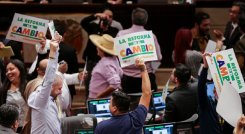 La reforma a la salud de Gustavo Petro está a punto de hundirse./Foto Colprensa