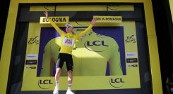 El esloveno Tadej Pogacar (UAE) no le da tregua a sus rivales en el segundo día del Tour.