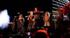 El cantante, quien visitó la capital nortesantandereana por primera vez hace 30 años, presentó además su nueva canción ‘Santa Marta’.