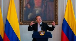 El presidente respondió acerca de la reelección y constituyente 
