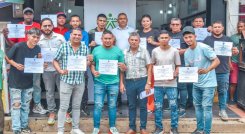  Este año, más de 230 mil personas han recibido su certificado después de demostrar mediante varias pruebas su experiencia en diferentes sectores laborales./ Foto: Cortesía / La Opinión 
