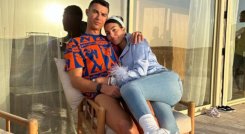 Cristiano Ronaldo y Georgina Rodríguez no dejaron nada a la imaginación y mostraron su impresionante físico a sus seguidores en redes sociales. Aquí el video del momento provocativo.