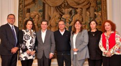 Posesión nuevos ministros. Foto: presidencia