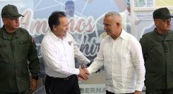 El gobernador del Táchira, Freddy Bernal (derecha) ha mantenido una buena relación con su homólogo de Norte de Santander, William Villamizar./ Foto Archivo