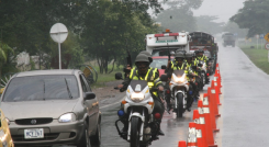 Campesinos bloquean vía Cúcuta - Bucaramanga en defensa de sus derechos sobre el Páramo de Santurbán. 