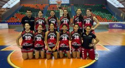 Equipo femenino de baloncesto juvenil del Calansanz.