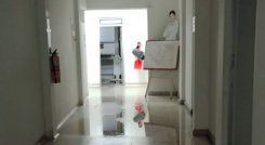 El laboratorio tiene varias fallas en su infraestructura, por lo que, en muchas ocasiones, cuando llueve, este puede llegar a inundarse. Foto Cortesía para La Opinión