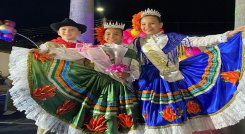 Con un alto nivel en la interpretación de las danzas folclóricas se realiza el Reinado Niña ocañerita.