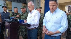 Ministro de Defensa, Iván Velásquez, y el alcalde de Cúcuta, Jorge Acevedo/Foto Orlando Carvajal/La Opinión