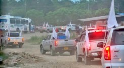 Caravana por la Paz. Foto Carlos Ramírez