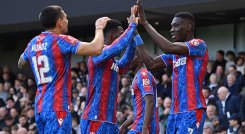 Daniel Muñoz y Jefferson Lerma, Crystal Palace. 